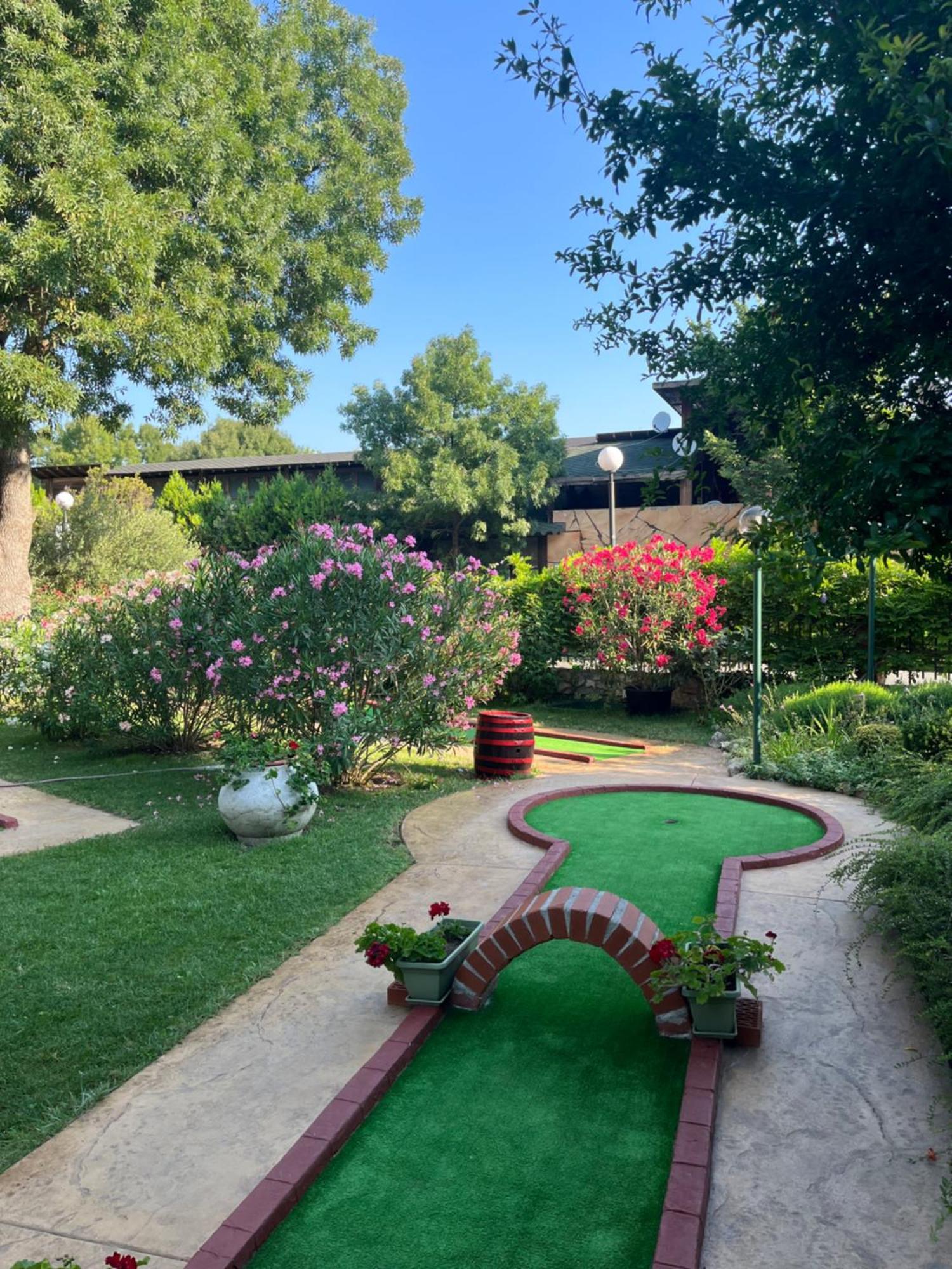 Oleander House And Tennis Club Sunny Beach Buitenkant foto