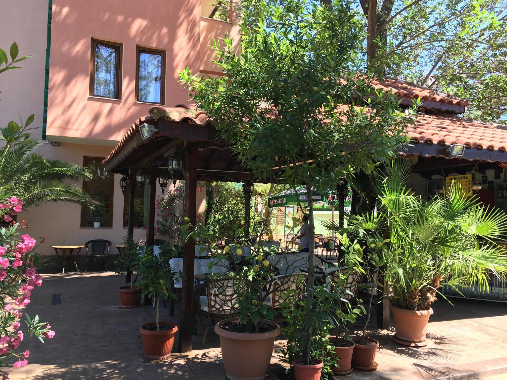 Oleander House And Tennis Club Sunny Beach Buitenkant foto