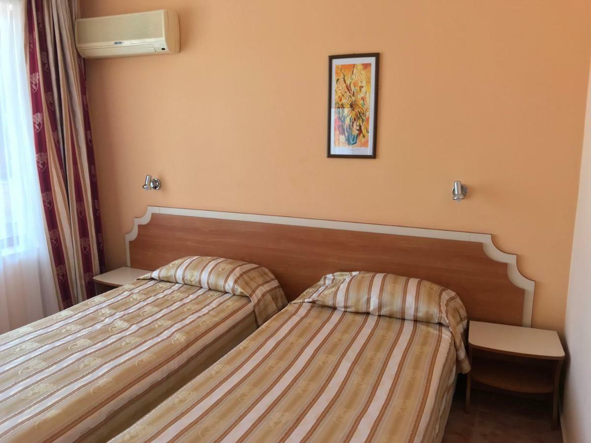 Oleander House And Tennis Club Sunny Beach Buitenkant foto