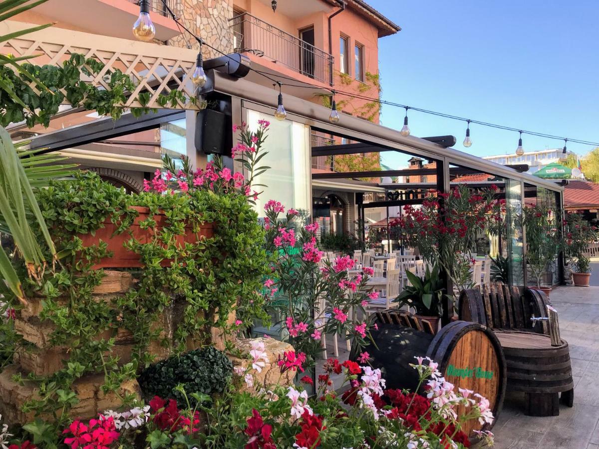 Oleander House And Tennis Club Sunny Beach Buitenkant foto